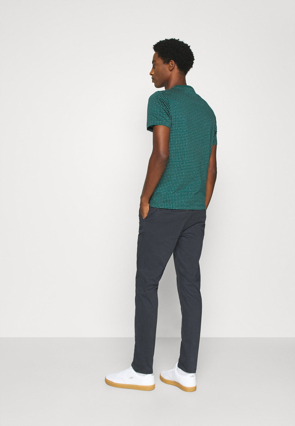 SDJIM REGULAR FIT Media 4