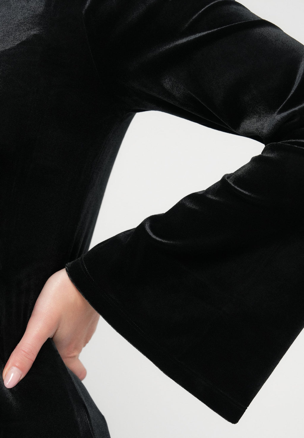 GAP BOATNECK BELL SLEEVE