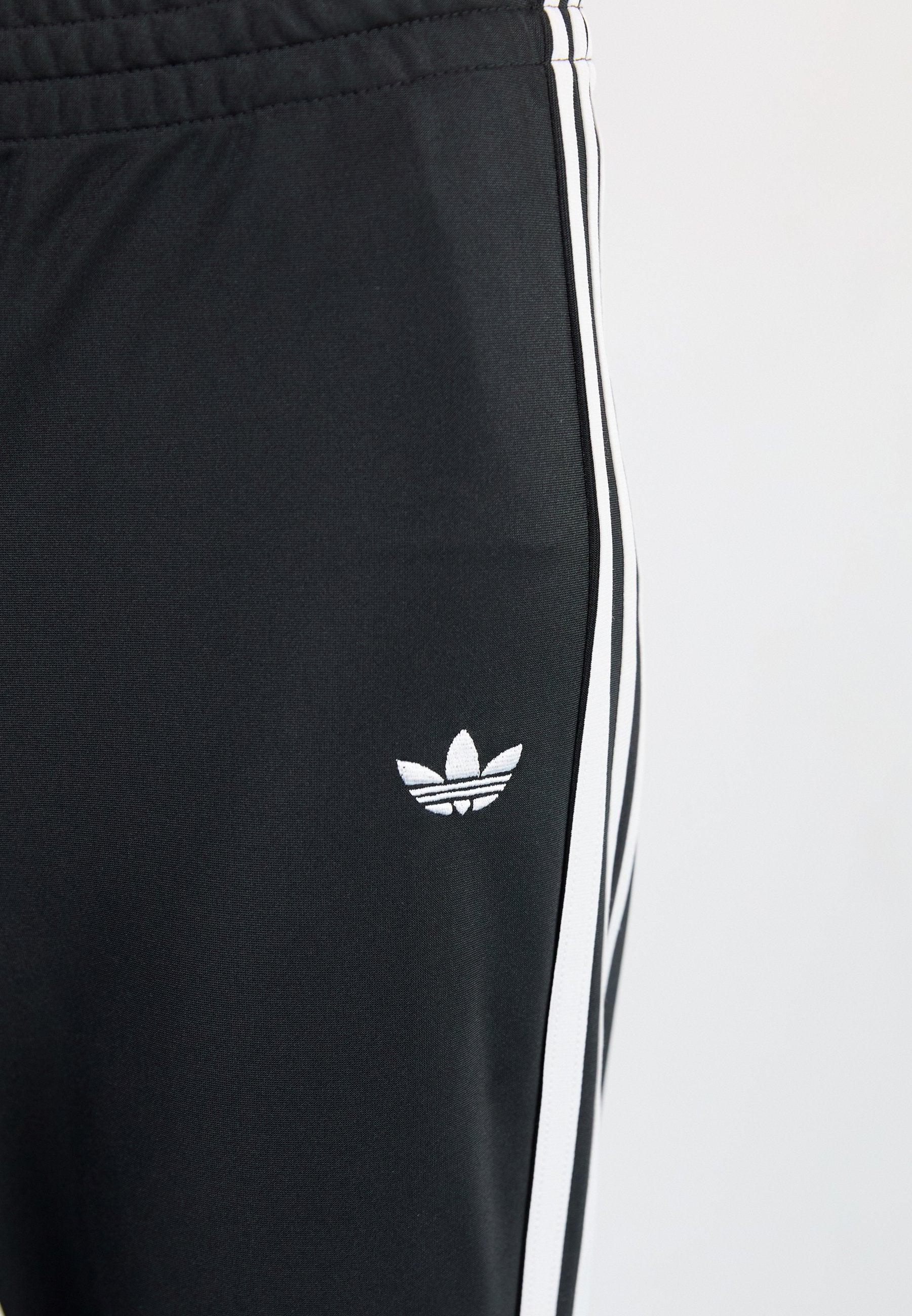adidas Originals X JEREMY SCOTT PRIDE RUFFLE
