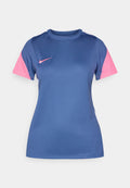Nike Performance STRIKE