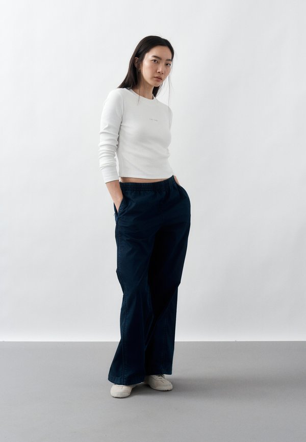 Calvin Klein Jeans PARACHUTE PANT