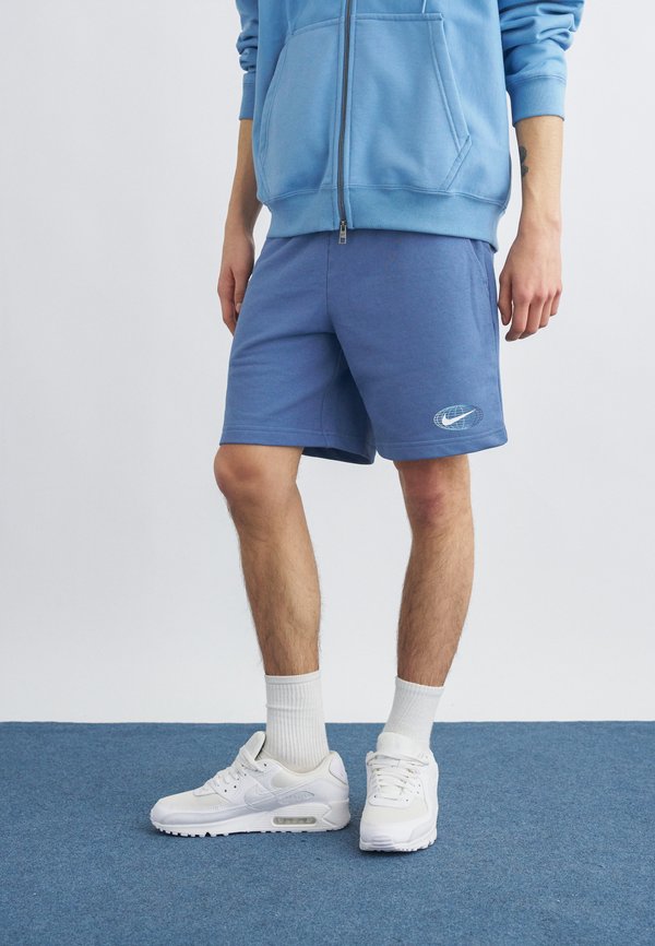 Nike Sportswear CLUB - Tracksuit bottoms - slate