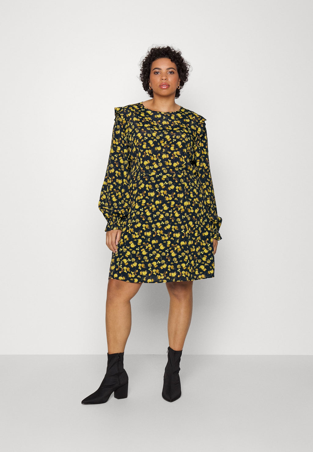  MOSS ROSE DRESS  Media 3