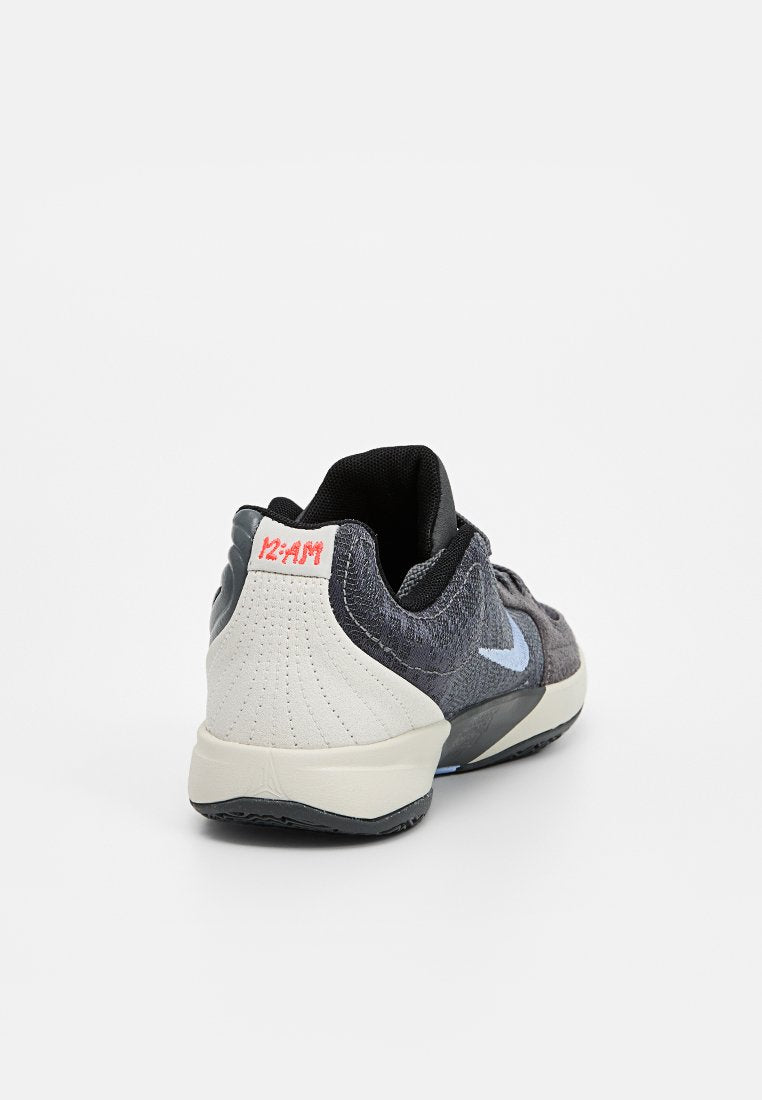 Nike Performance JA 2