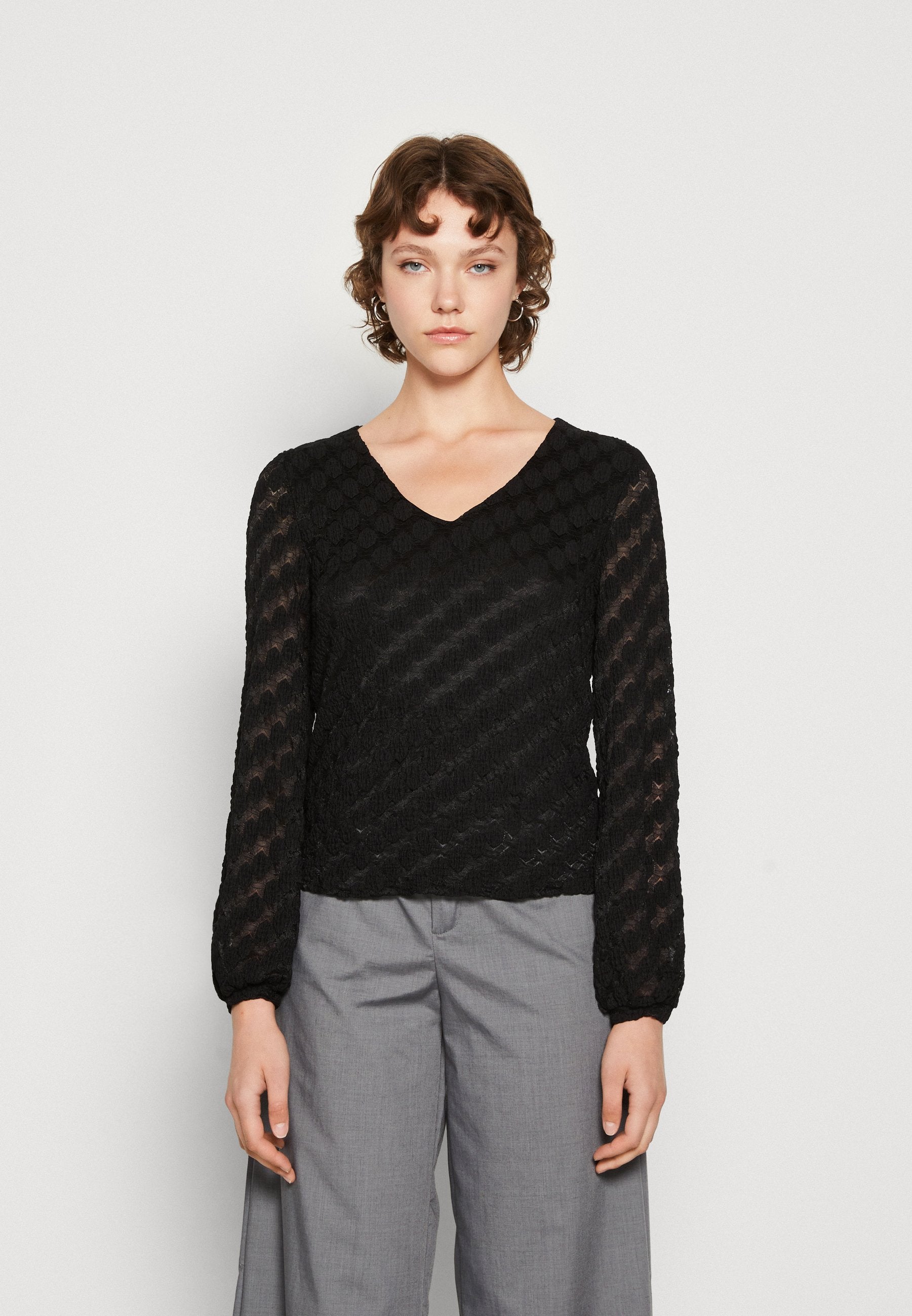 ONLY ONLRIE V NECK