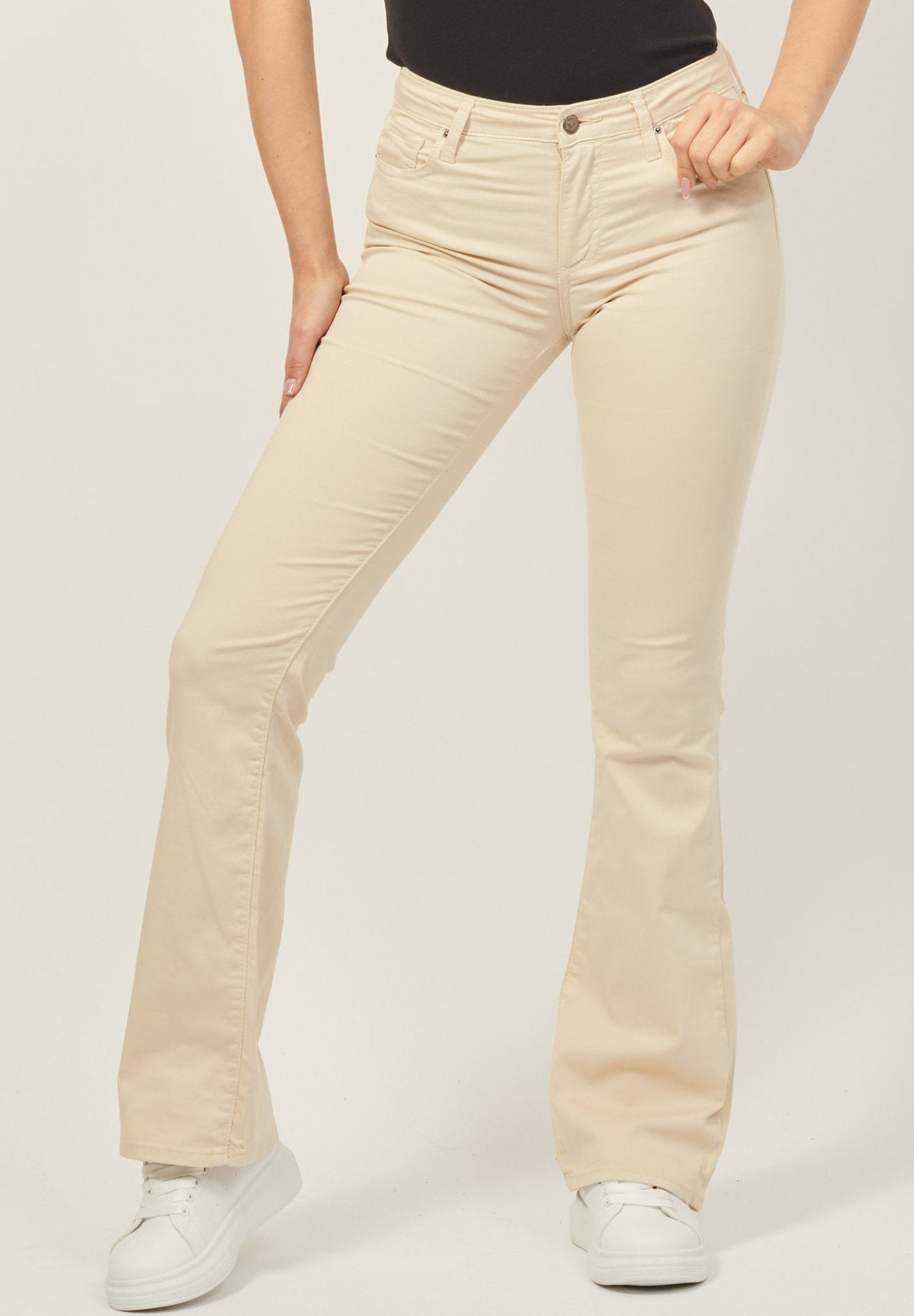 Armani Exchange Flared Jeans Media 2