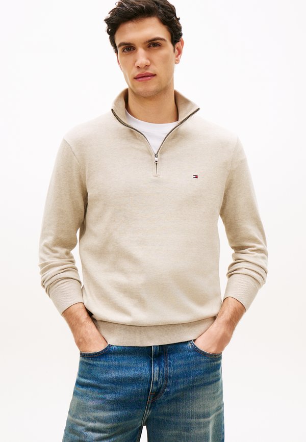 Tommy Hilfiger QUARTER ZIP MOCK NECK - Jumper - sandalwood heather