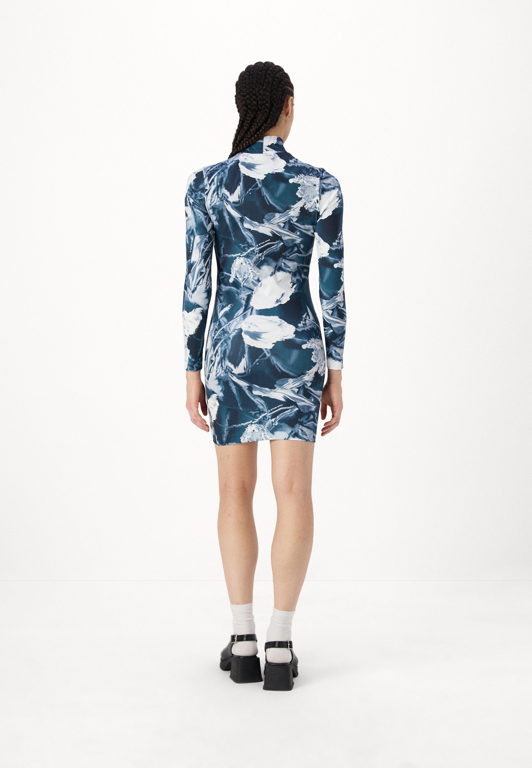 SLIM DRESS  Media 4