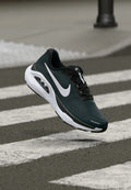 Nike Performance STRUCTURE PLUS - Road running shoes - black/white/anthracite