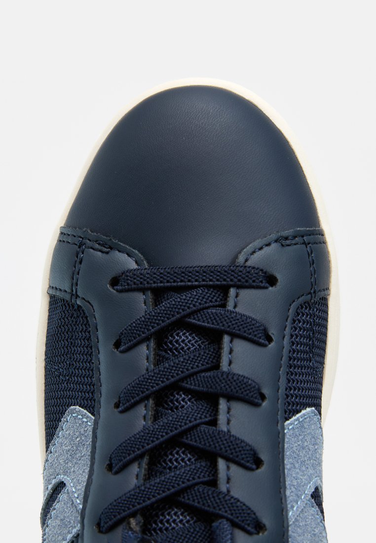 Levi's® SWIFT SR