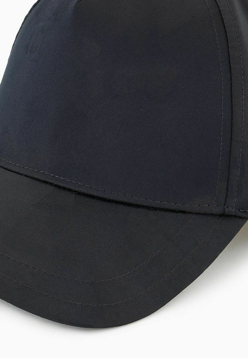 Armani Exchange Cap Media 3