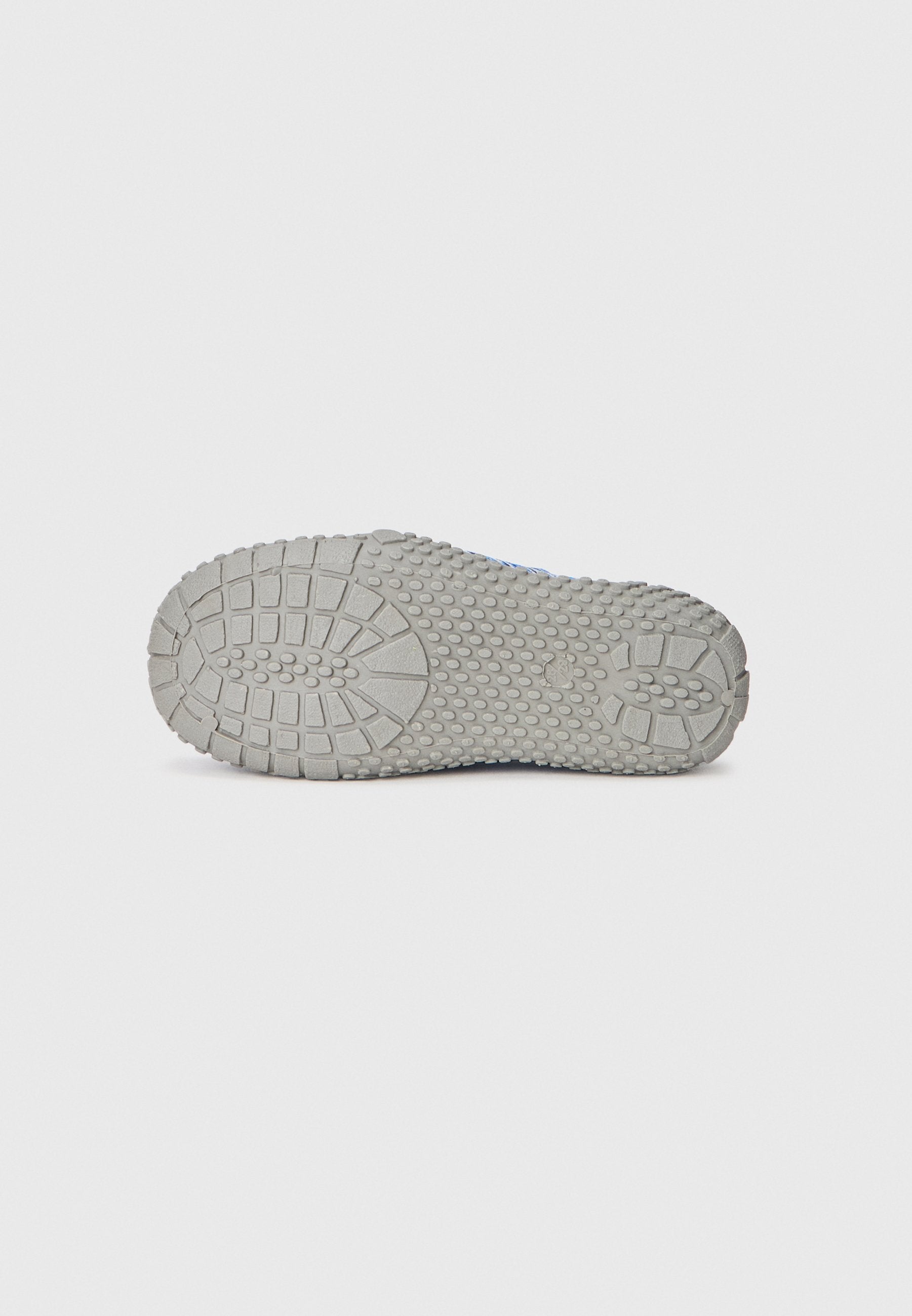 Playshoes