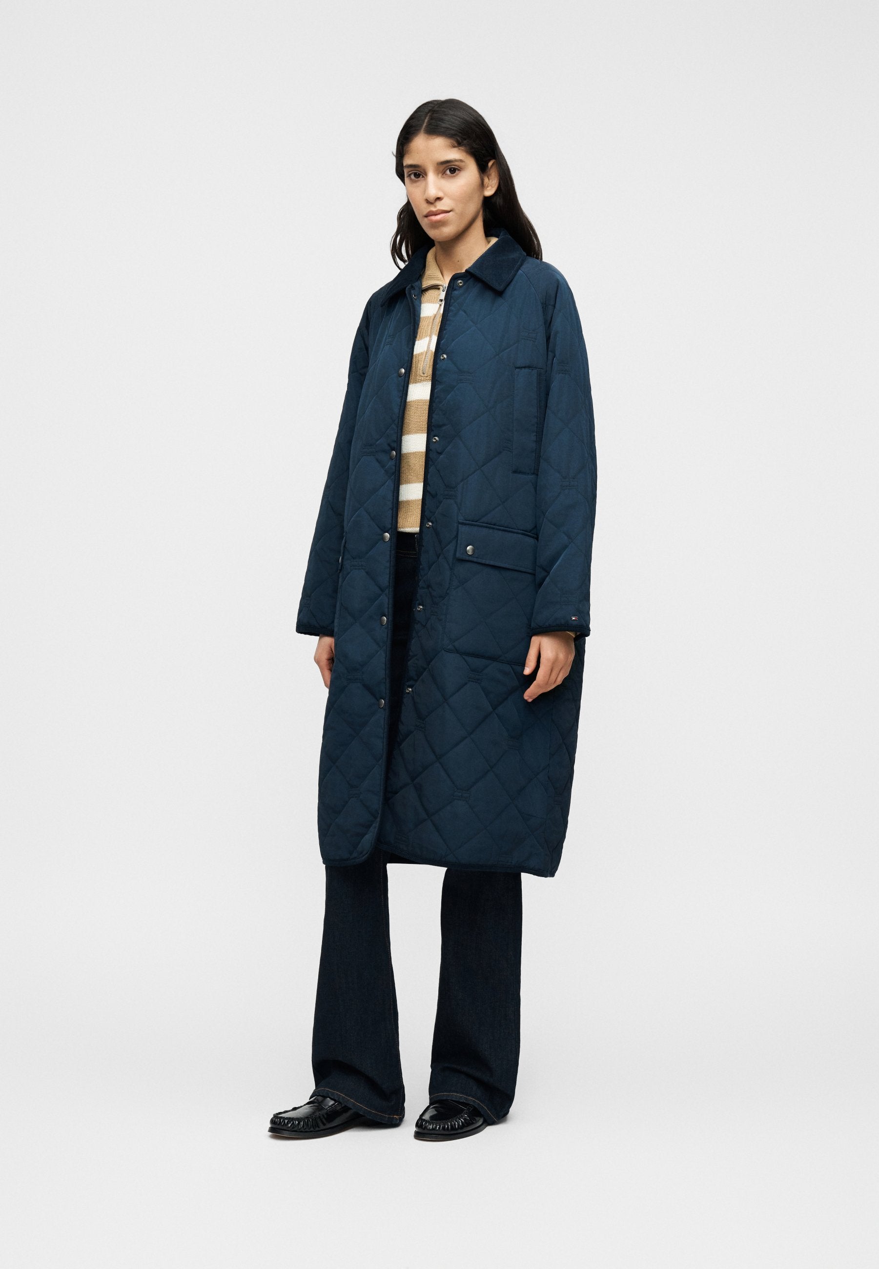 FLAG QUILTED PADDED OVERSIZED LONGLINE COAT Media 3