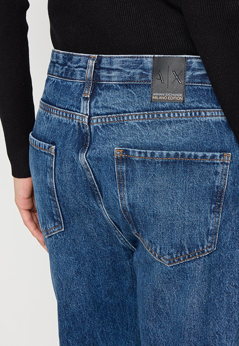 Armani Exchange Jeans Tapered Fit Media 6