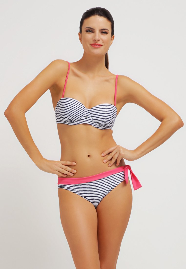 Kiwi Saint Tropez KARINE
