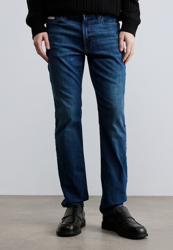 Calvin Klein Jeans SLIM