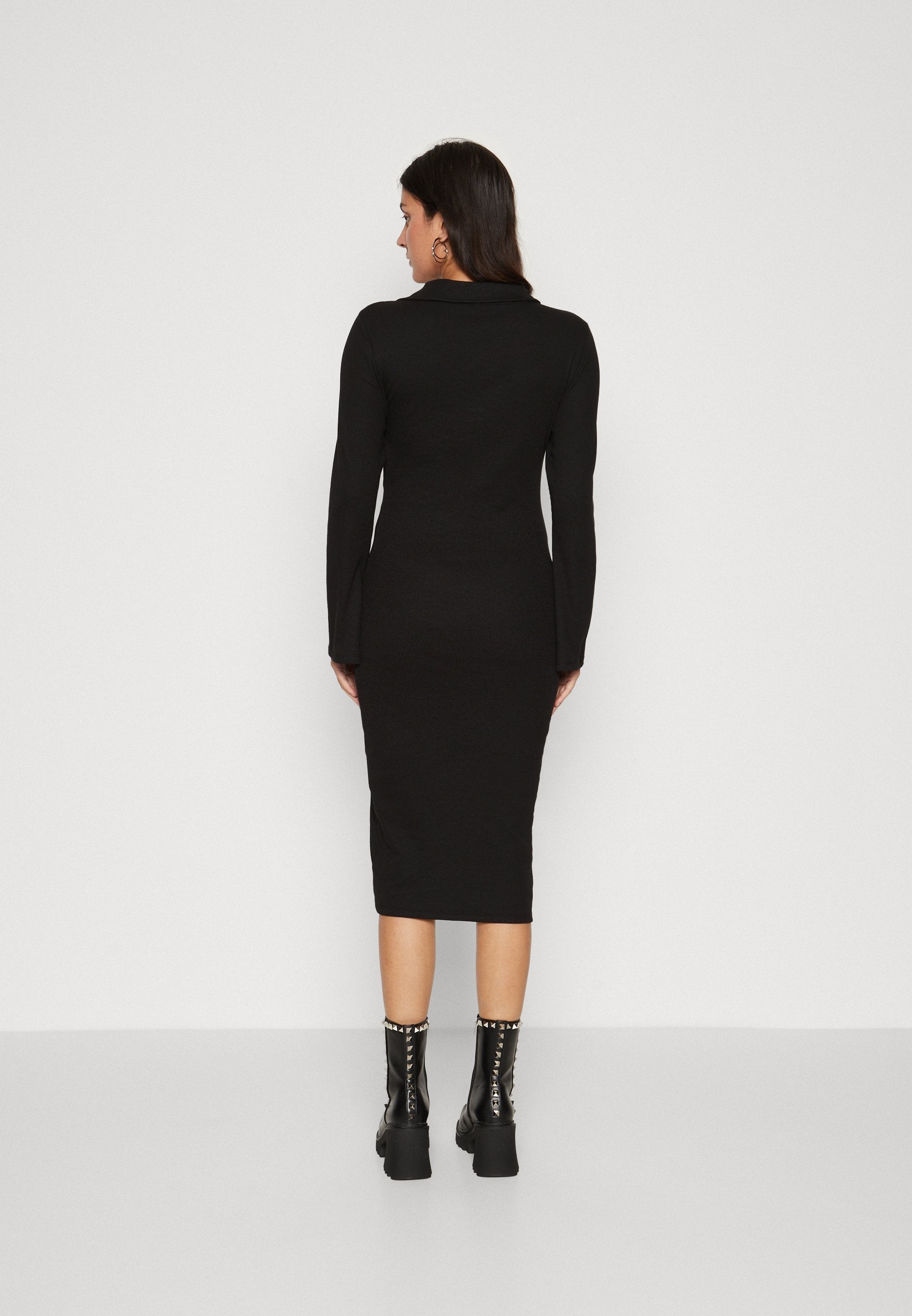 ONLY ONLCARI V NECK DRESS