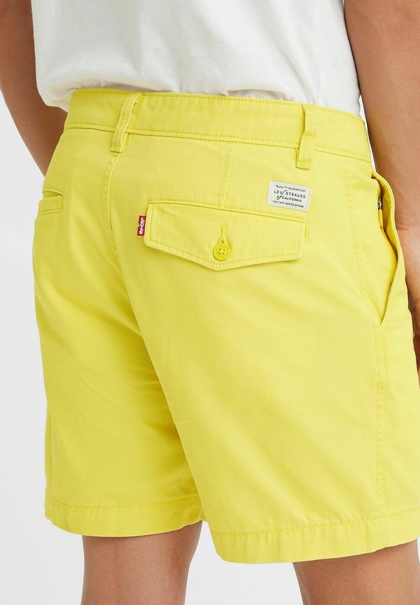 Levi's® AUTHENTIC II GARNET ROSE