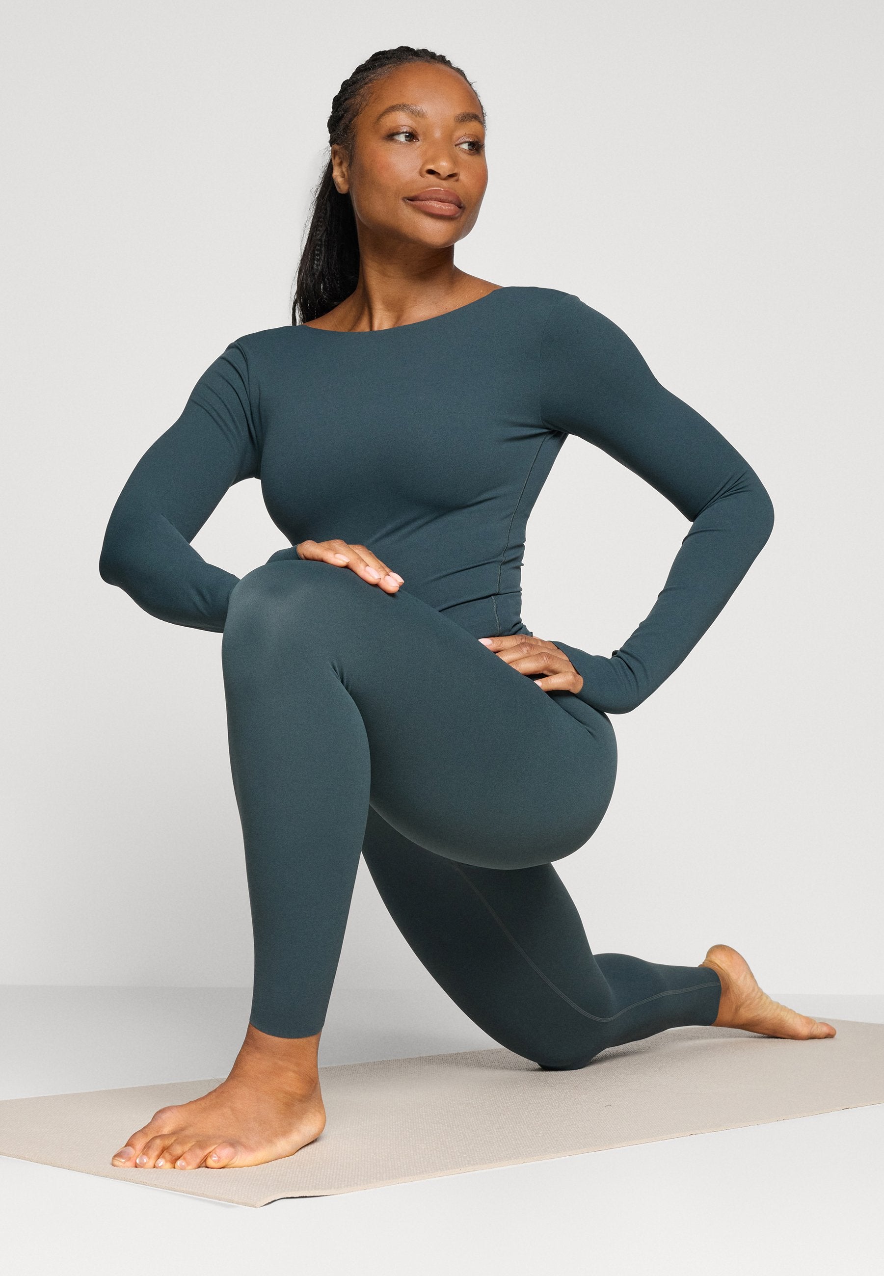 Nike Performance ZENVY