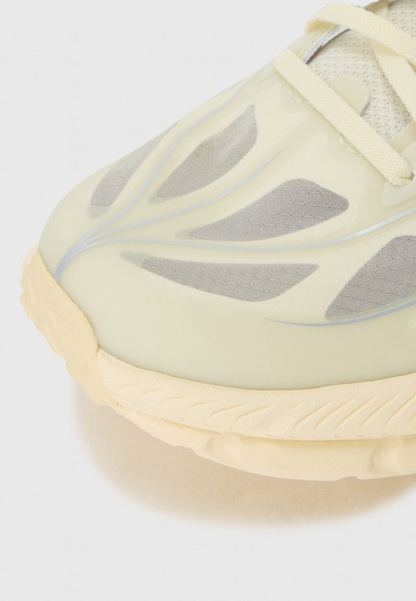 HOKA MAFATE SPEED 4 LITE