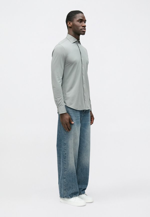 Michael Kors JAPANESE PERFORM SLIM SHIRT