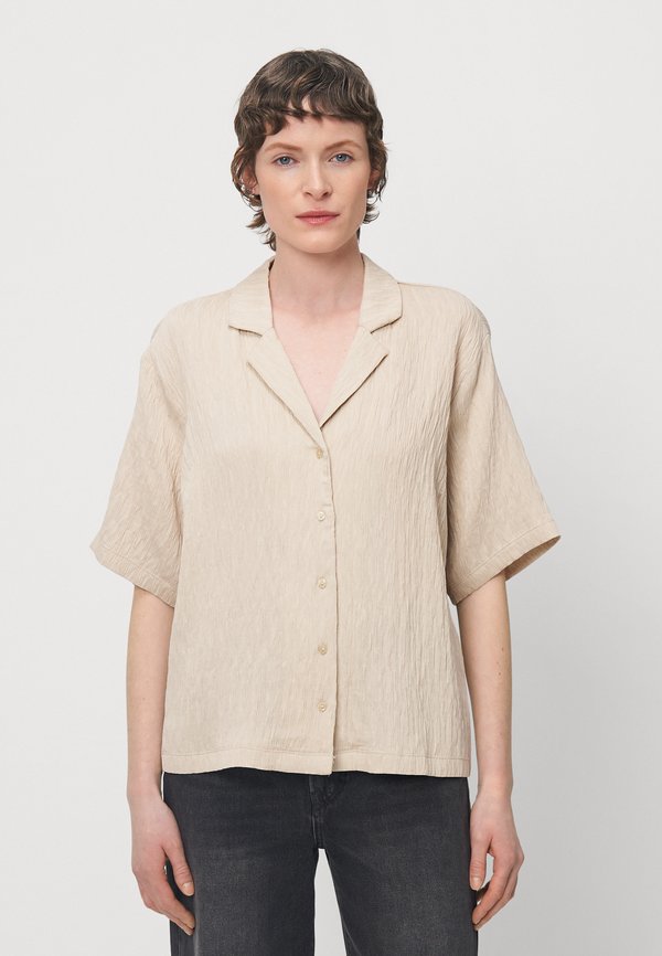 Selected SLFMAURINE