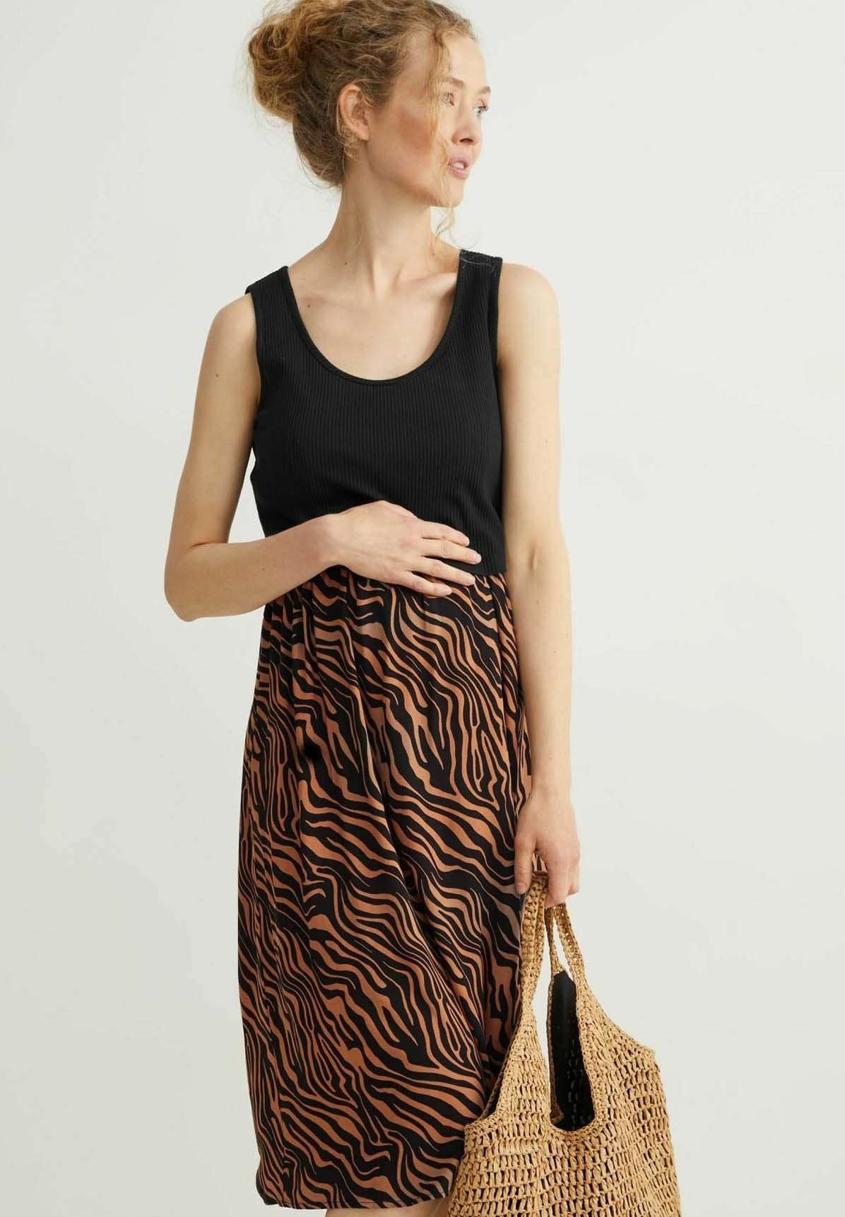 C&A MATERNITY
