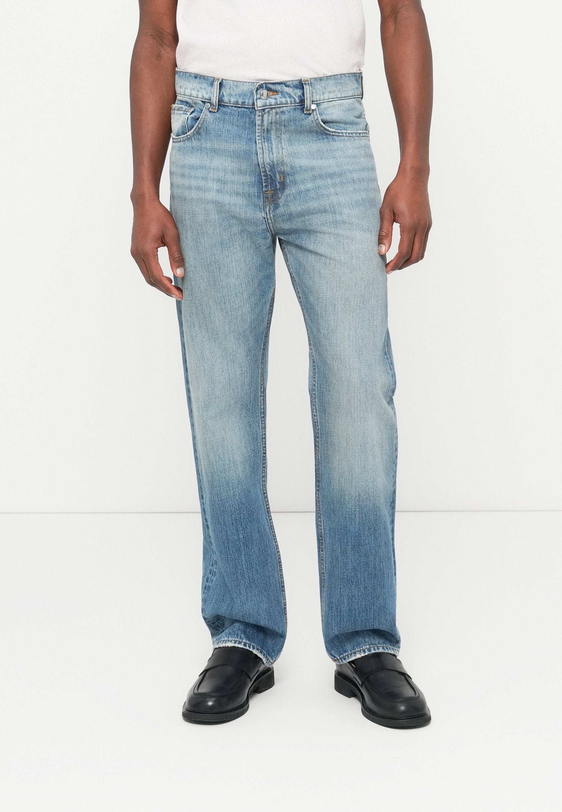 7 for all mankind MODERN