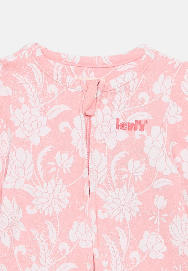 Levi's®