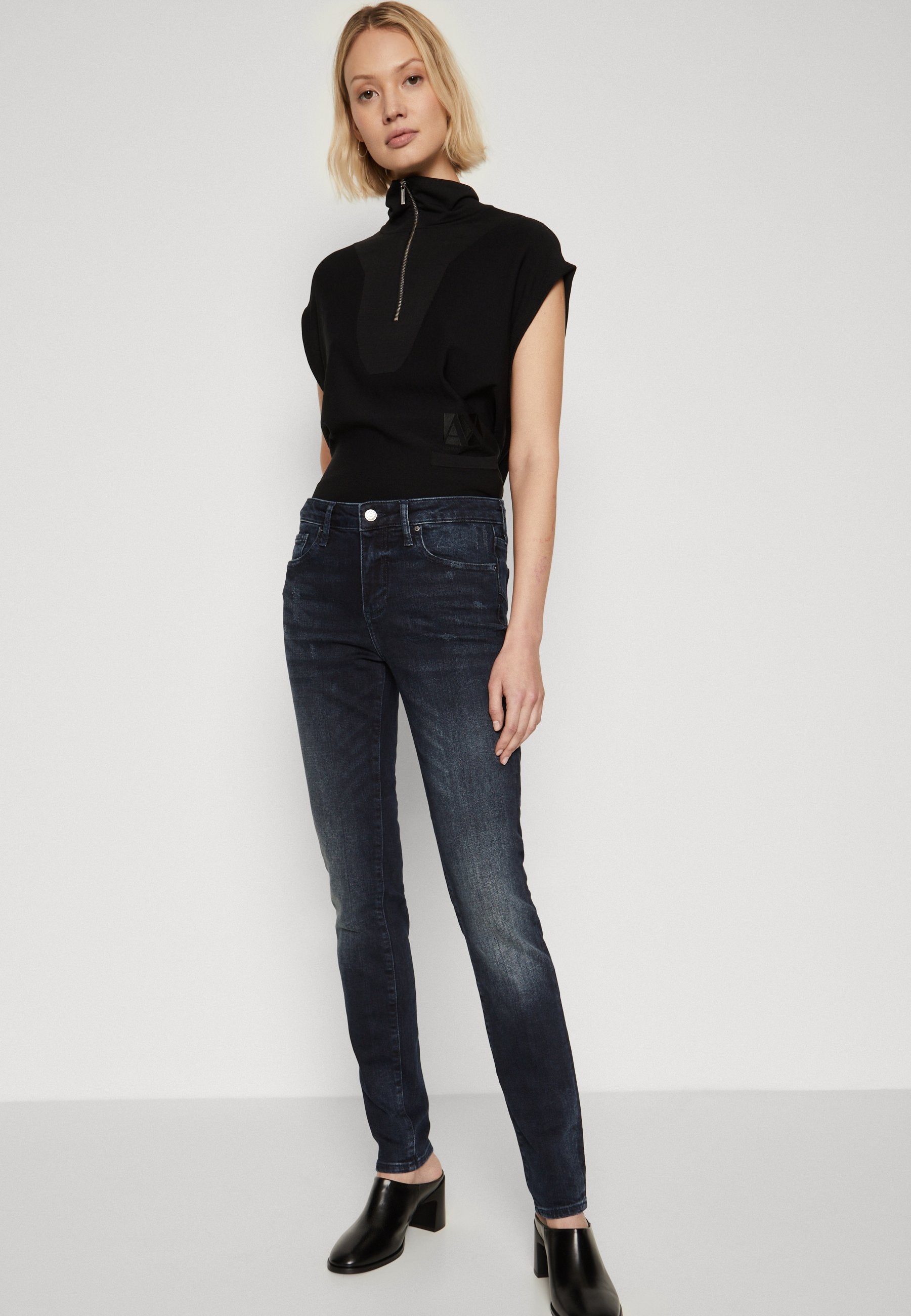 Armani Exchange Jeans Skinny Fit Media 5