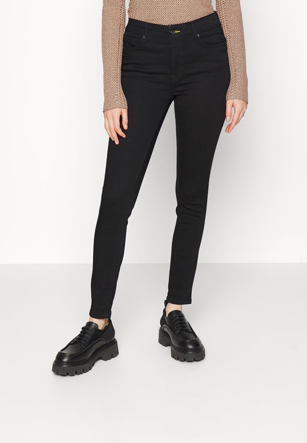 DKNY BLEEKER SHAPING