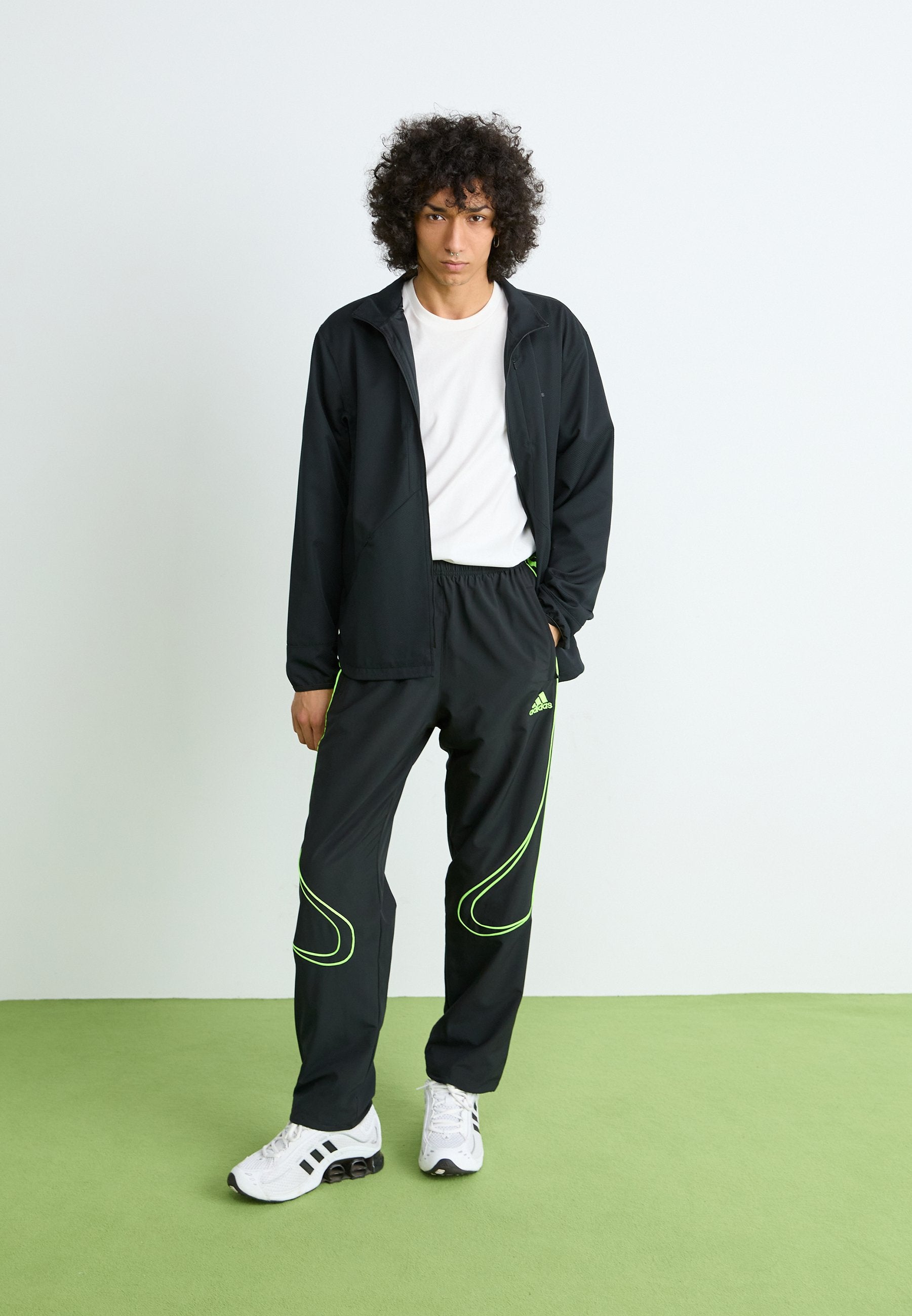 adidas Originals CUTLINE