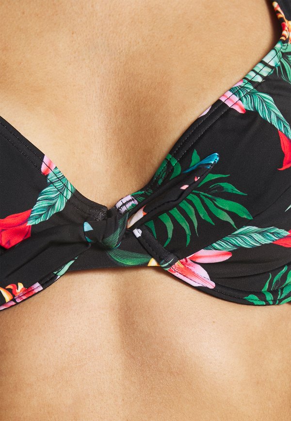 Pour Moi WATERFALL UNDERWIRED HALTER TRIANGLE
