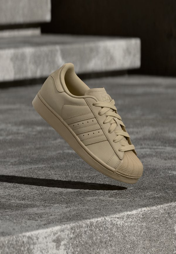 adidas Originals SUPERSTAR II - Trainers - stone khaki/core black