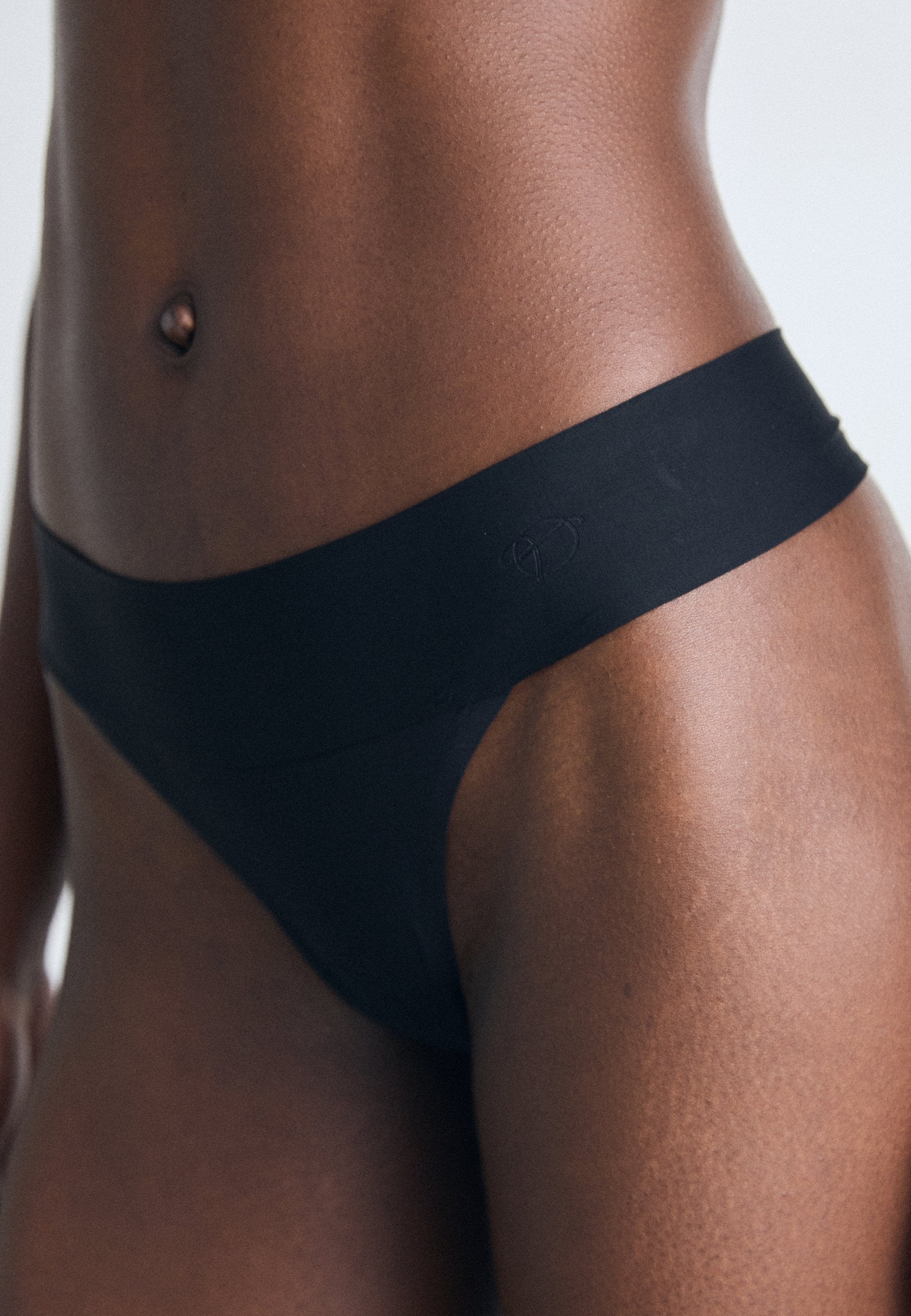 Triumph BODY MAKE UP ILLUSION