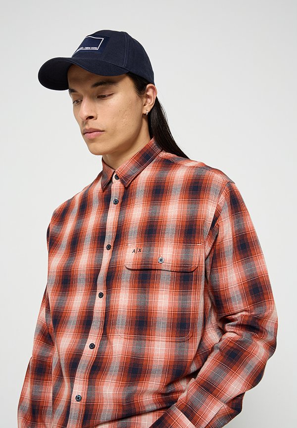 Armani Exchange LOOSE FIT