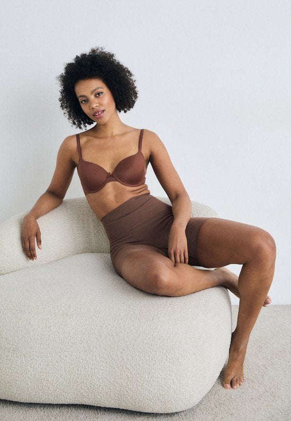 Calvin Klein Underwear SHAPEWEAR-SCULPT FIRM THIGH SLIMMER SHORT - STAY PUT MESH