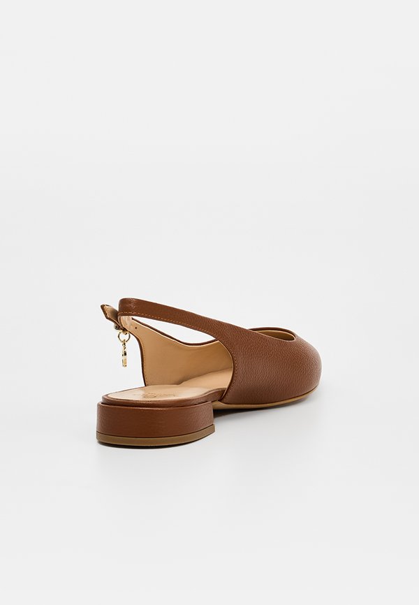 AIGNER ALINA