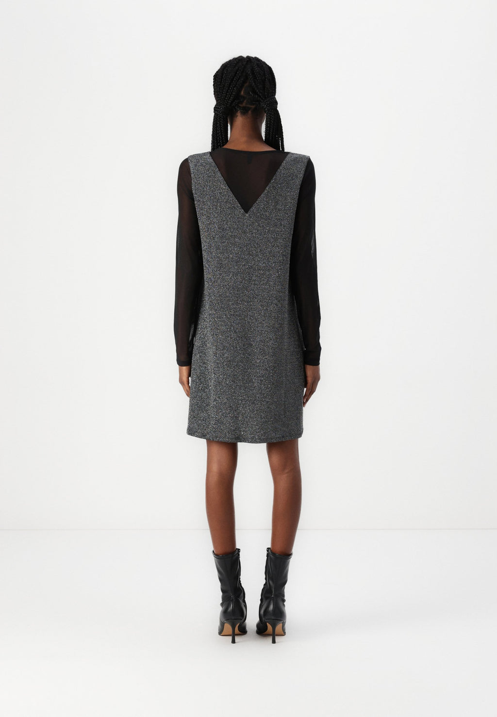 ONLQUEEN  V NECK DRESS  Media 4