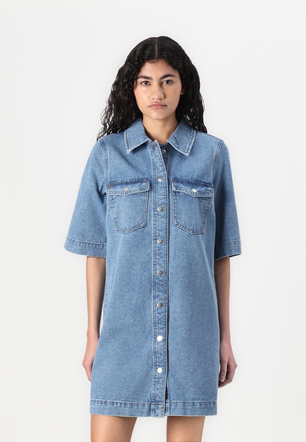 Vero Moda Denim VMFENJA Short - Denim dress - medium blue denim