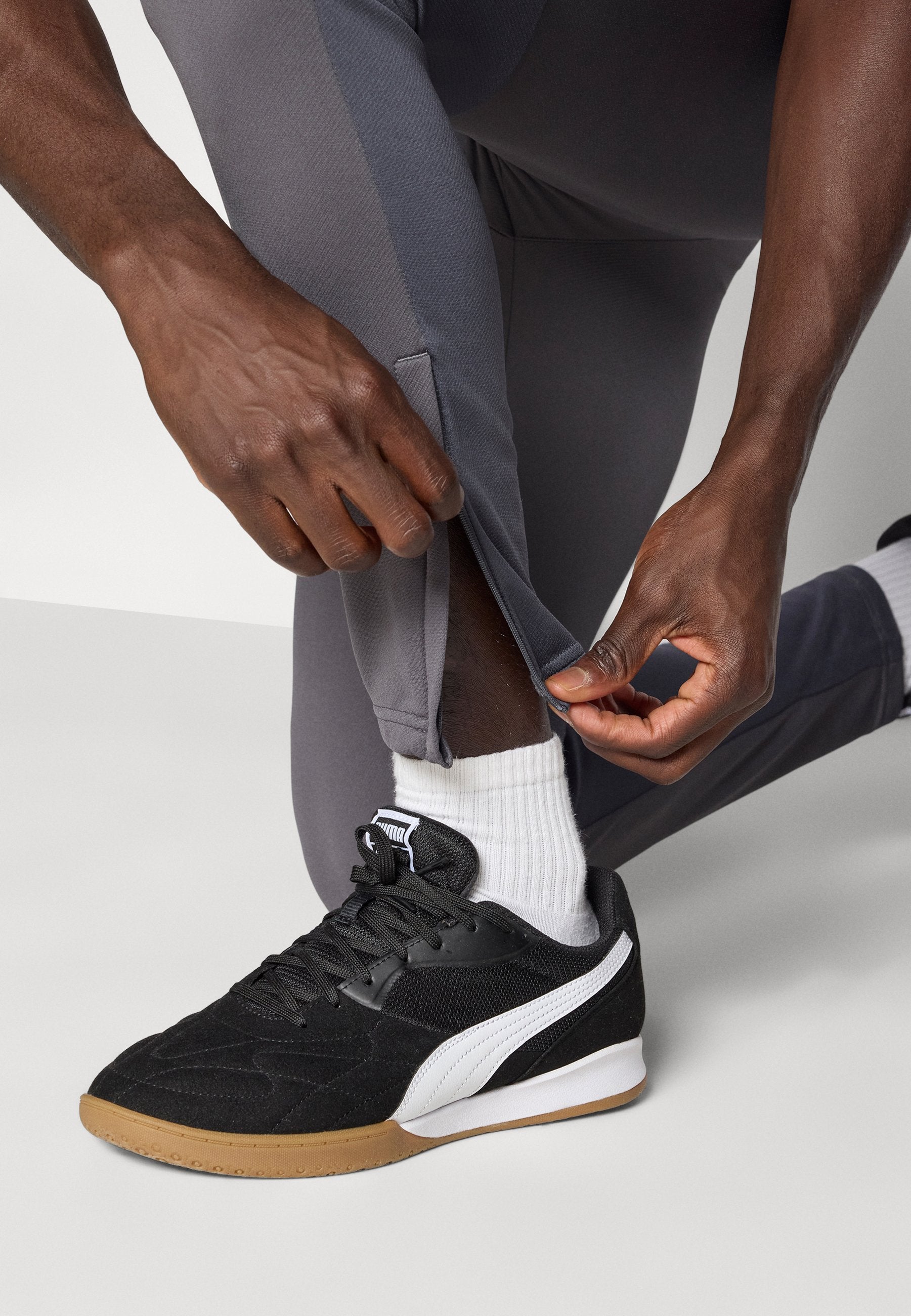 Puma INDIVIDUALLIGA TRAINING PANTS
