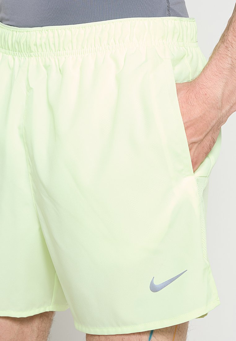 Nike Performance CHALLENGER SHORT