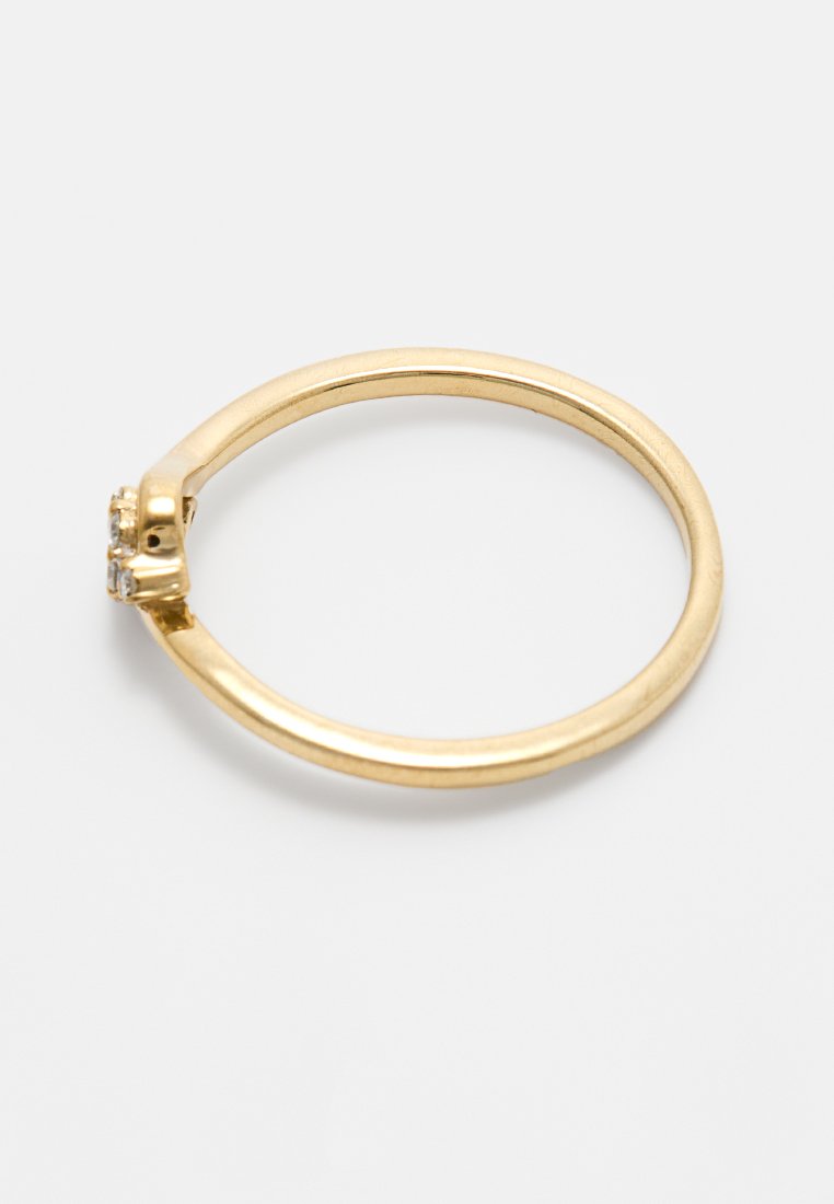 Revoni 0.09 CT DIAMOND