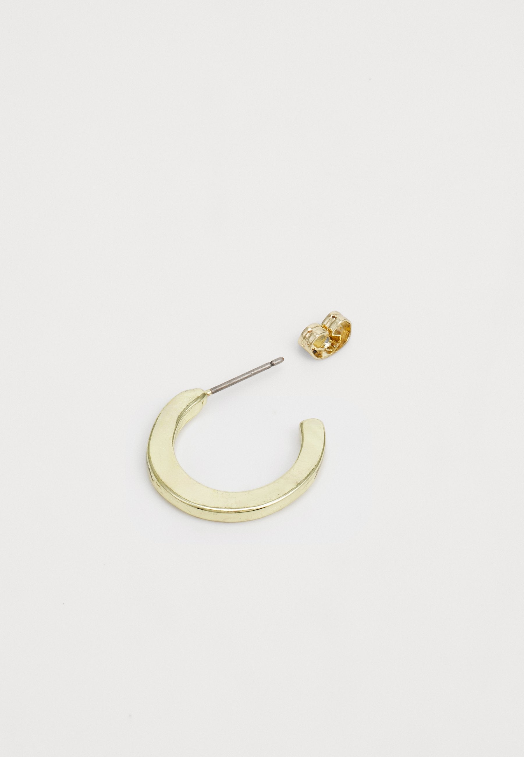 Pieces PCBONU EARRINGS 3 PACK