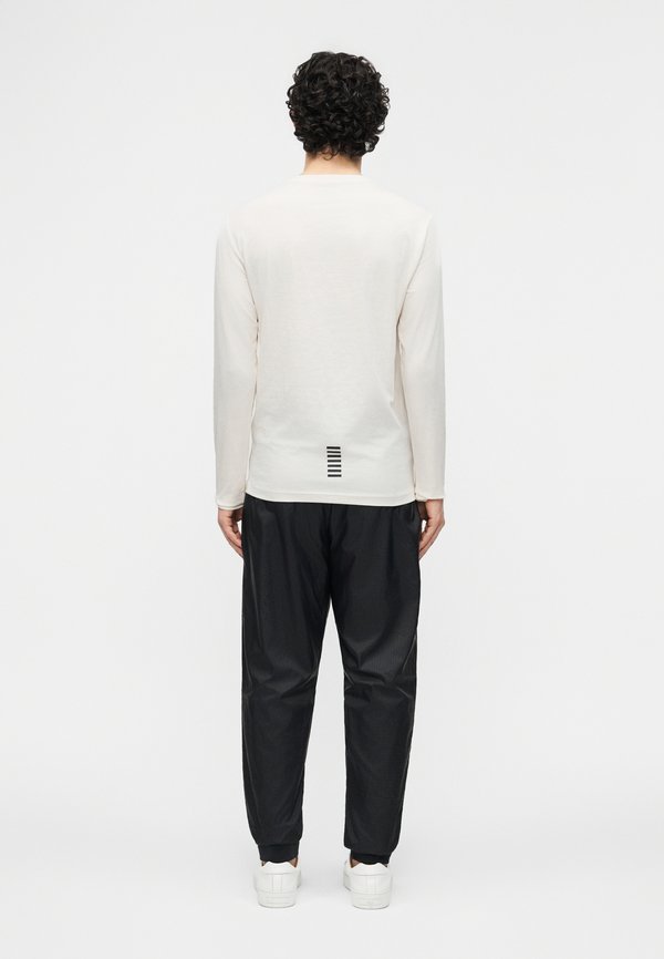 EA7 Emporio Armani TRAIN CORE TEE UNISEX