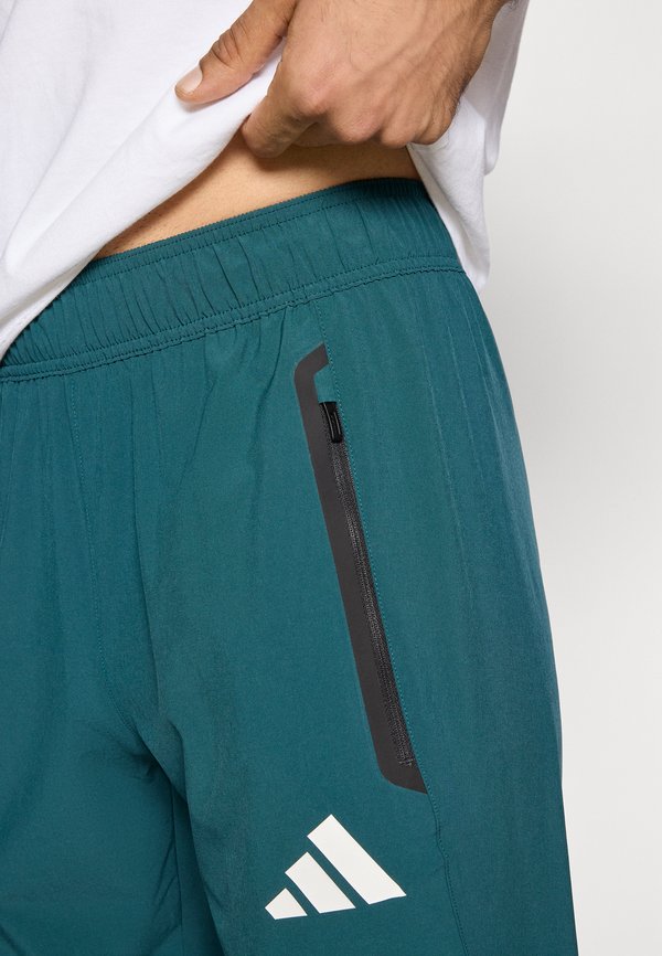 adidas Performance MEXICO TIRO TRAVEL PANTS