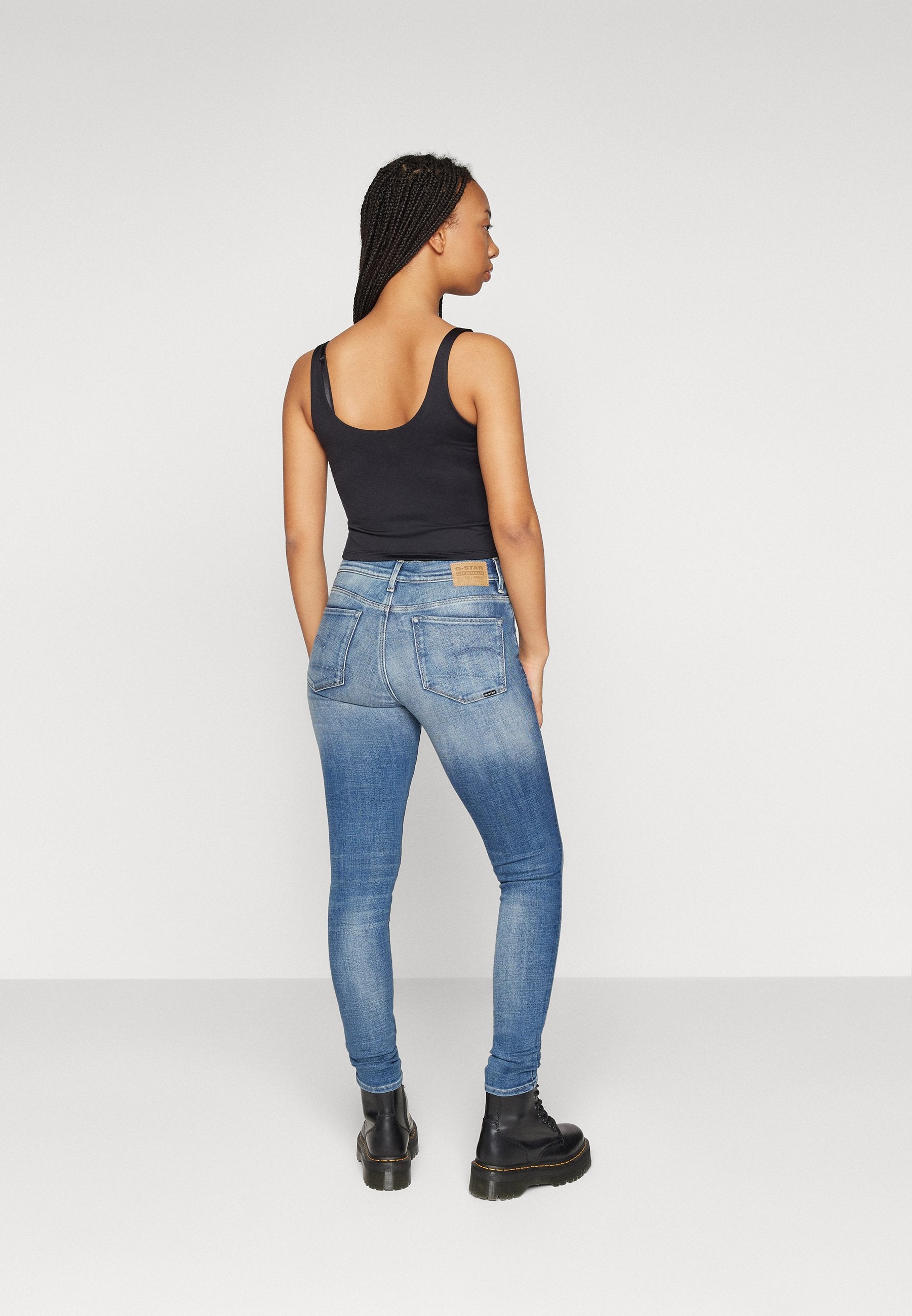 3301 SKINNY Media 4