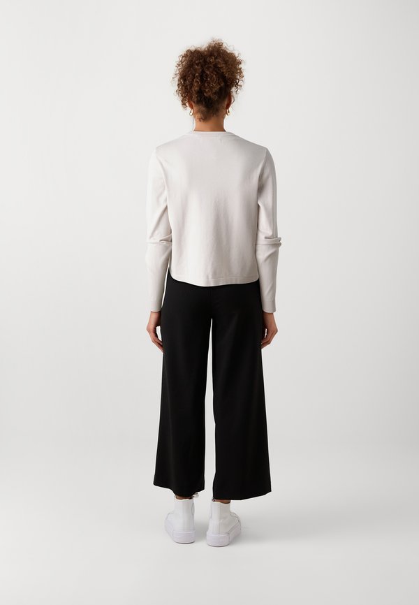 Vero Moda Tall VMSILJE O NECK