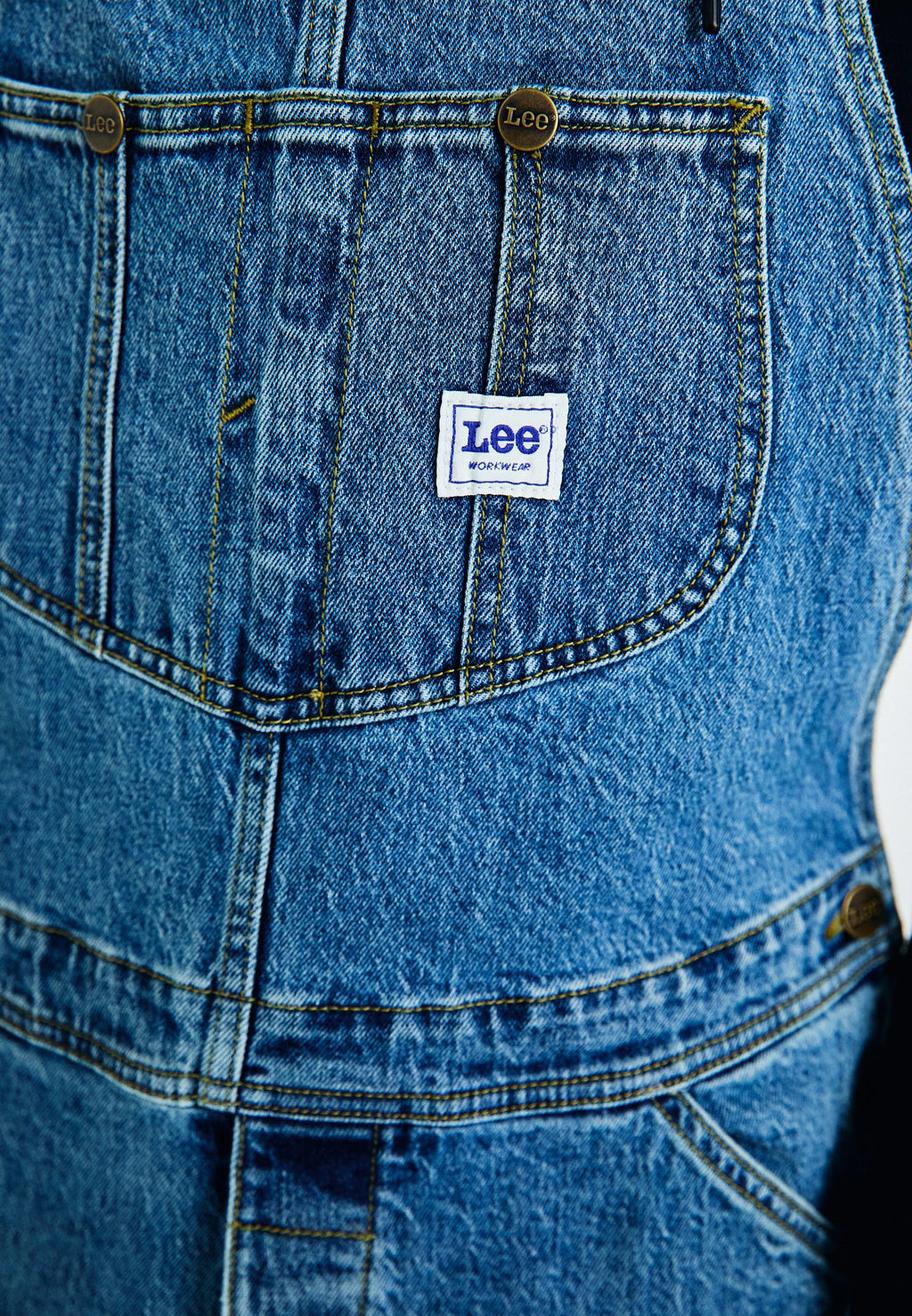 Lee BIB