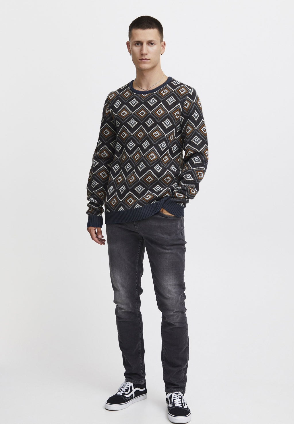 BHPULLOVER Media 2